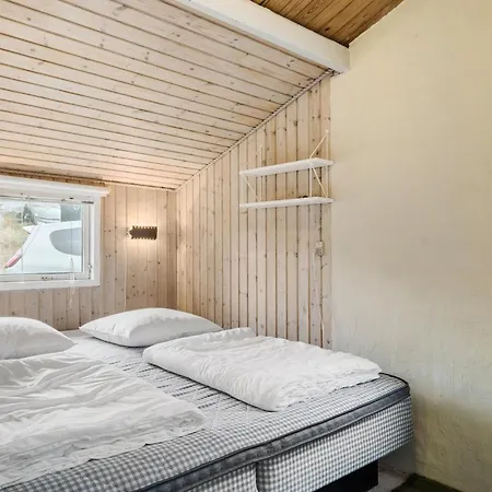 Vakantiehuis Beautiful In With Sauna *
